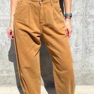 Pantalón Zara